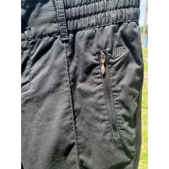 Nike Shorts Womens Small Black Sportswear Chino Bermuda Hiking Outdoors Cotton - Picture 3 of 15